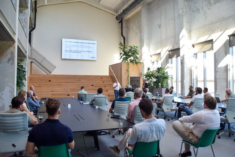 medium_Connectr_presentatie_30e1abd1cb